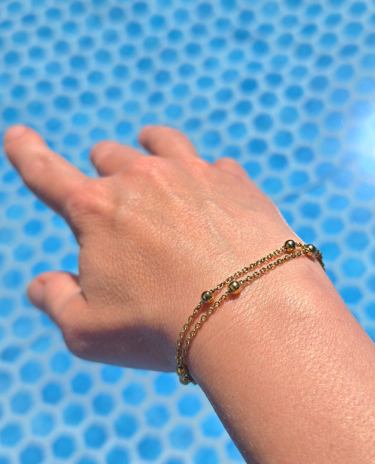 Golden beads armbånd