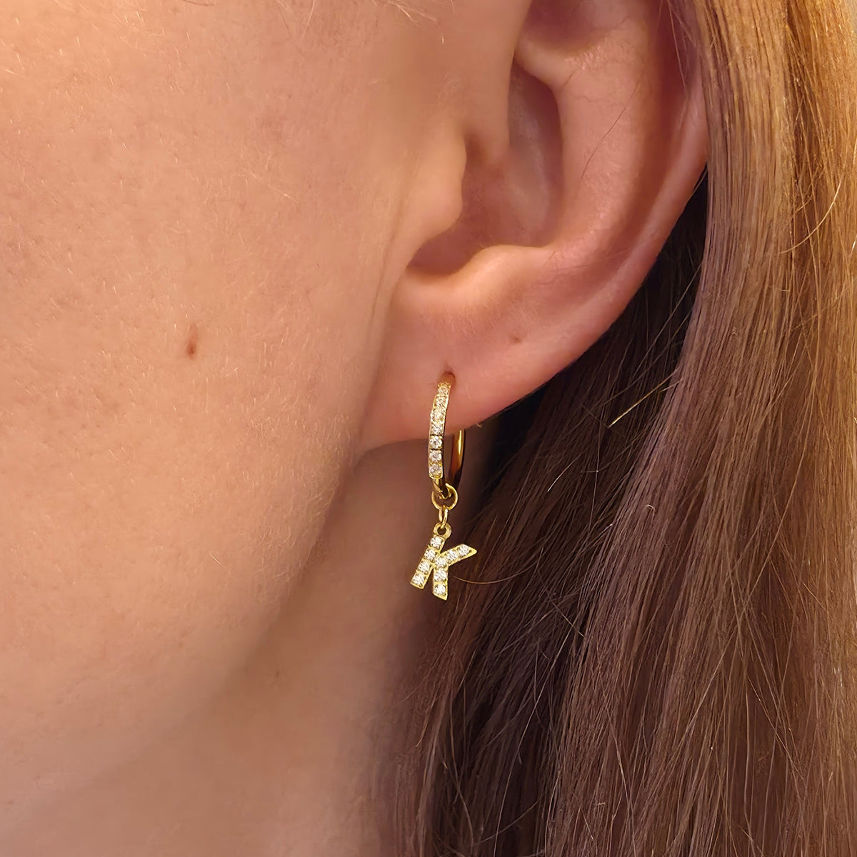 Luna hoops med bogstav 12mm